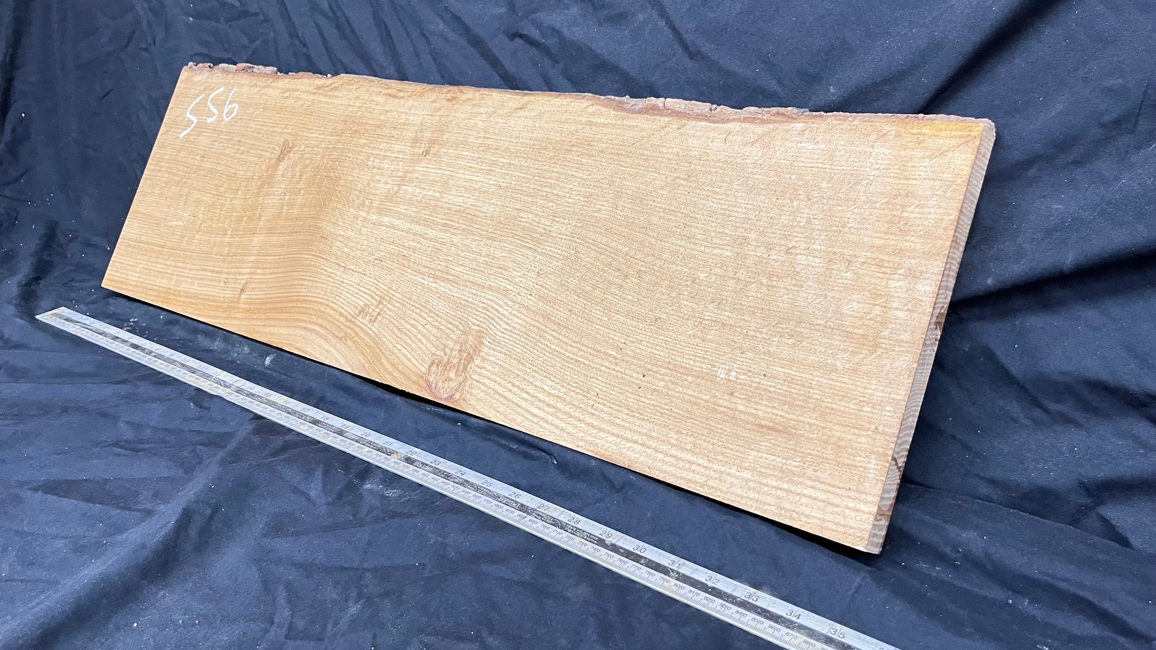 Oak, shelf, mantel, craft wood, floating shelf, 854 L x 270 W x 35 D mm     (556)