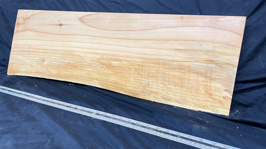 Cedar shelf, plank, timber, board. 864 L x 284 W x 28 D mm             (560)