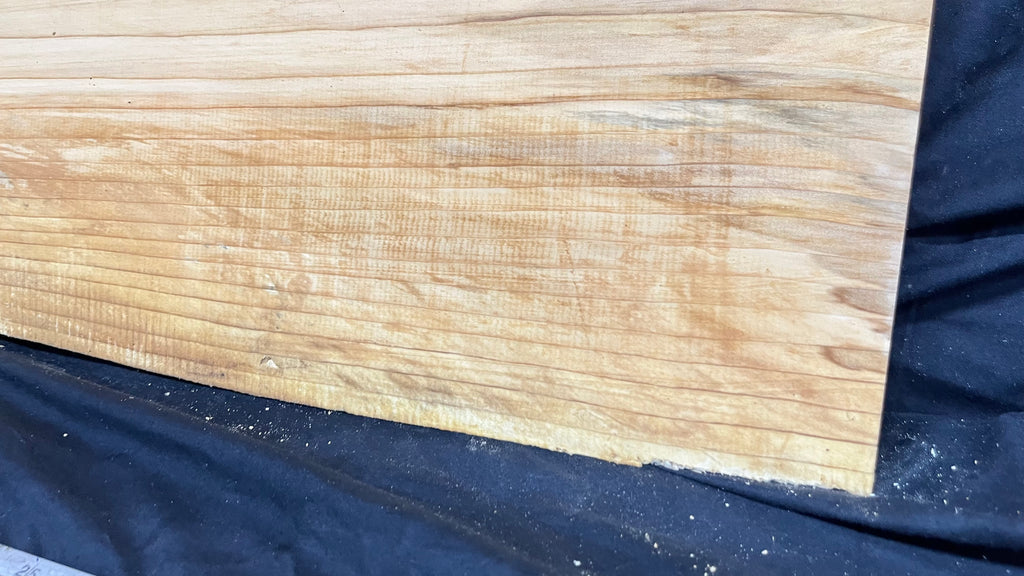 Cedar shelf, plank, timber, board. 864 L x 284 W x 28 D mm             (560)