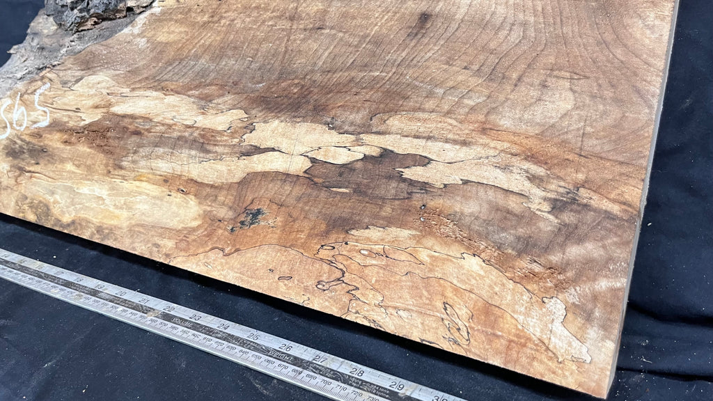 Hardwood chopping board, bread board,  750 L x 471 W x 48 D mm  (565)
