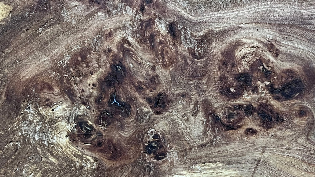 Burr elm rustic table top, 943 L x 529 W x 35 D mm    (mt566)