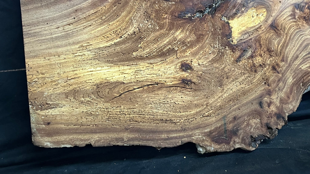 Burr elm rustic table top, 1275 L x 510 W x 33 D mm    (mt569)