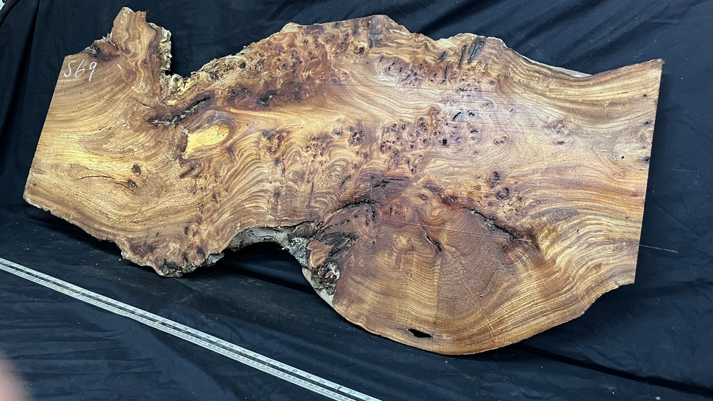 Burr elm rustic table top, 1275 L x 510 W x 33 D mm    (mt569)