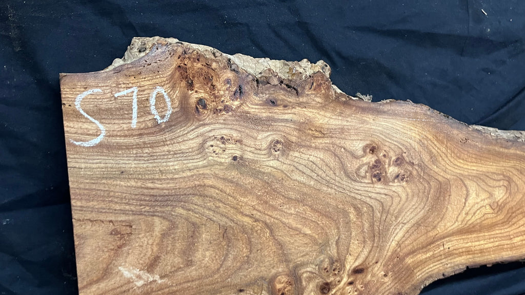 Burr elm rustic table top, 992 L x 380 W x 30 D mm    (mt570)