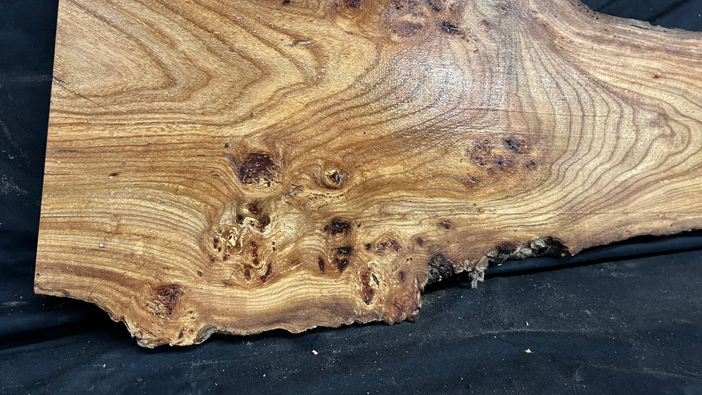 Burr elm rustic table top, 992 L x 380 W x 30 D mm    (mt570)