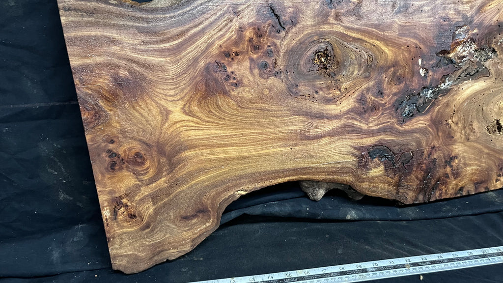 Burr elm rustic table top, 750 L x 540 W x 36 D mm    (mt575)