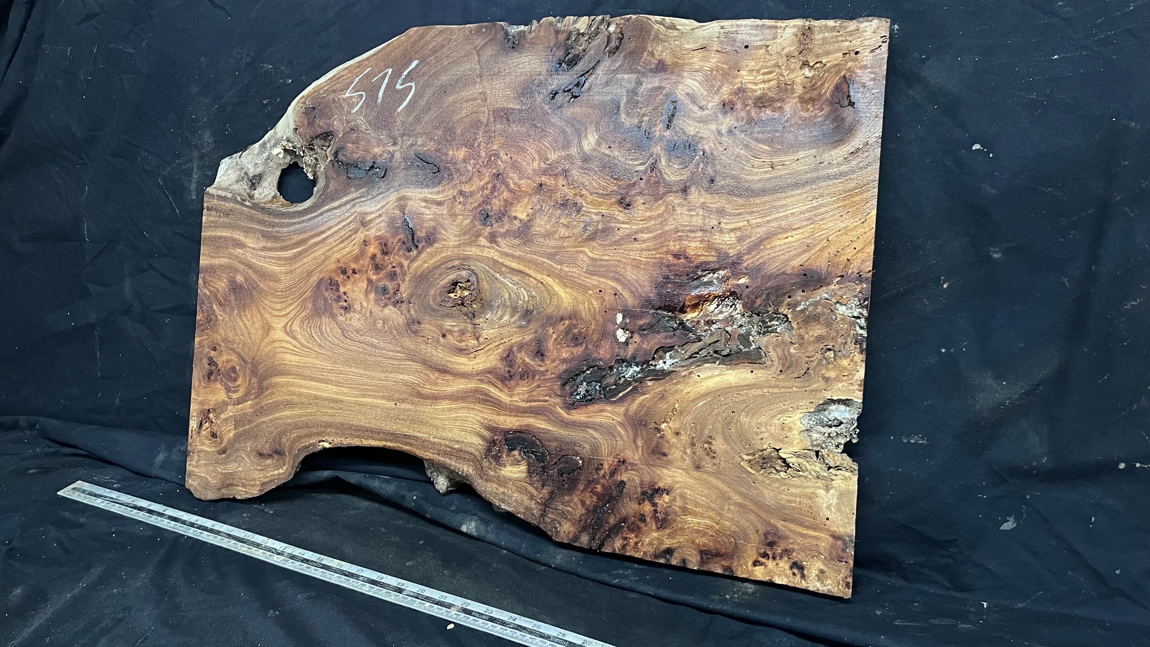 Burr elm rustic table top, 750 L x 540 W x 36 D mm    (mt575)