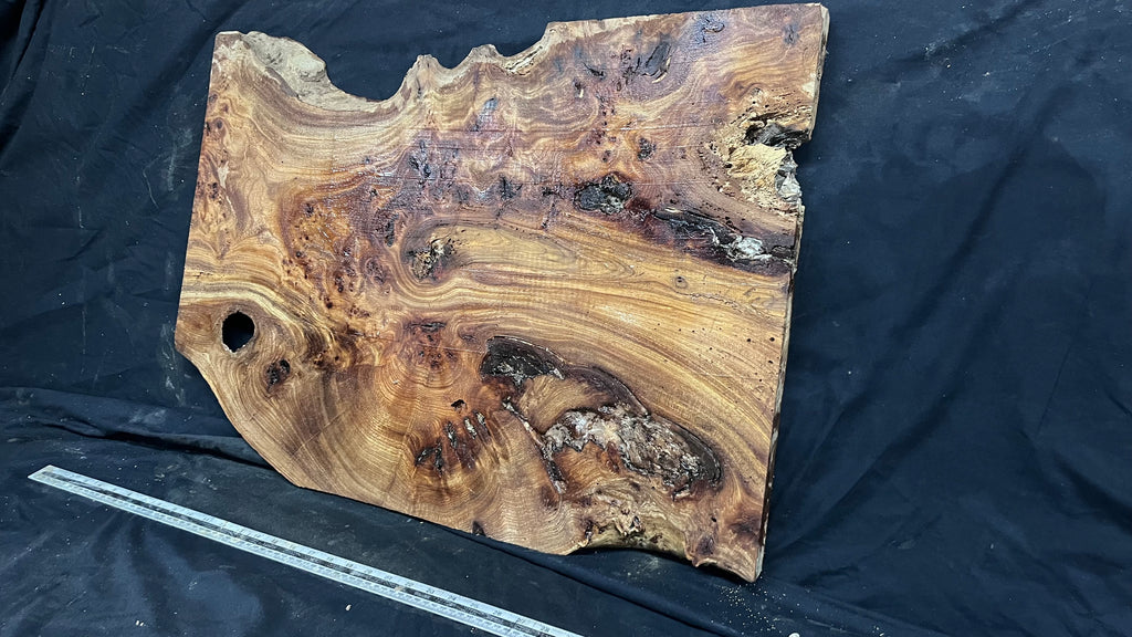 Burr elm rustic table top, 750 L x 540 W x 36 D mm    (mt575)