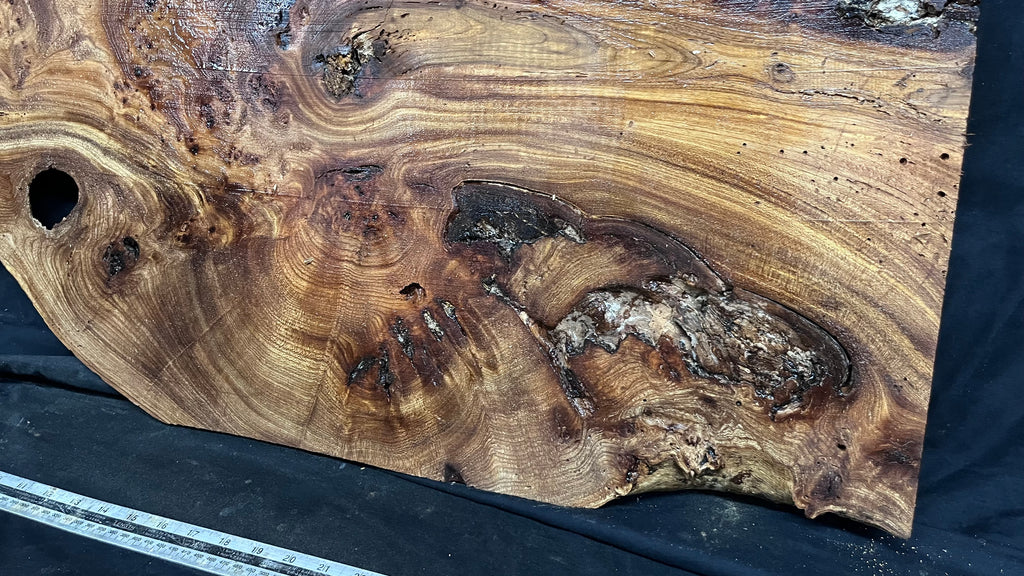Burr elm rustic table top, 750 L x 540 W x 36 D mm    (mt575)
