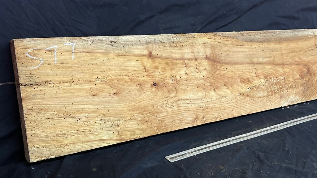 Reclaimed elm rustic table top, 1446 L x 305 W x 42 D mm    (mt577)