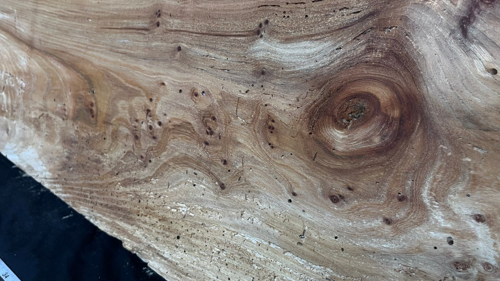 Reclaimed elm rustic table top, 1446 L x 305 W x 42 D mm    (mt577)