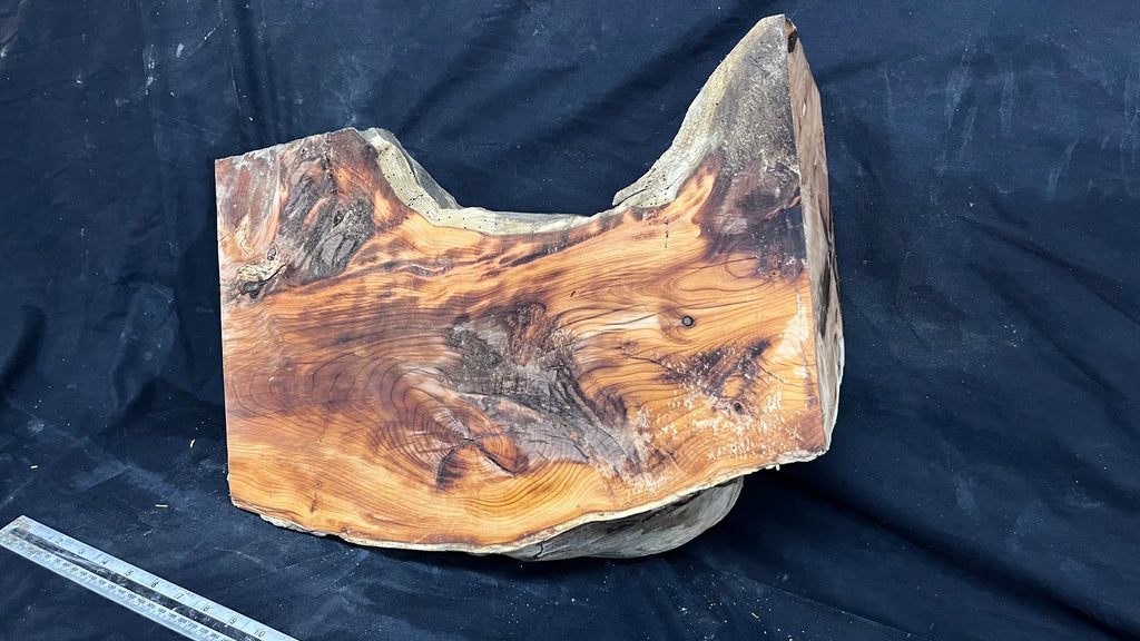 Yew, mantle piece, slab, board, block 475 L x 315 W x 96 D mm    (mt608A)