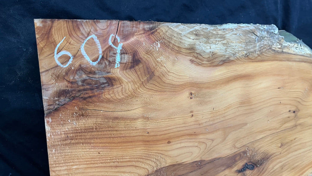 Yew, mantle piece, slab, board, block 478 L x 320 W x 83 D mm    (mt609)