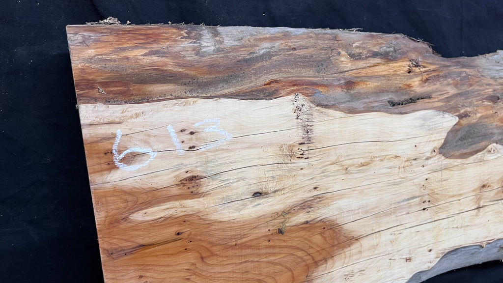 Hardwood yew, slab, board 925 L x 415 W x 47 D mm    (613)
