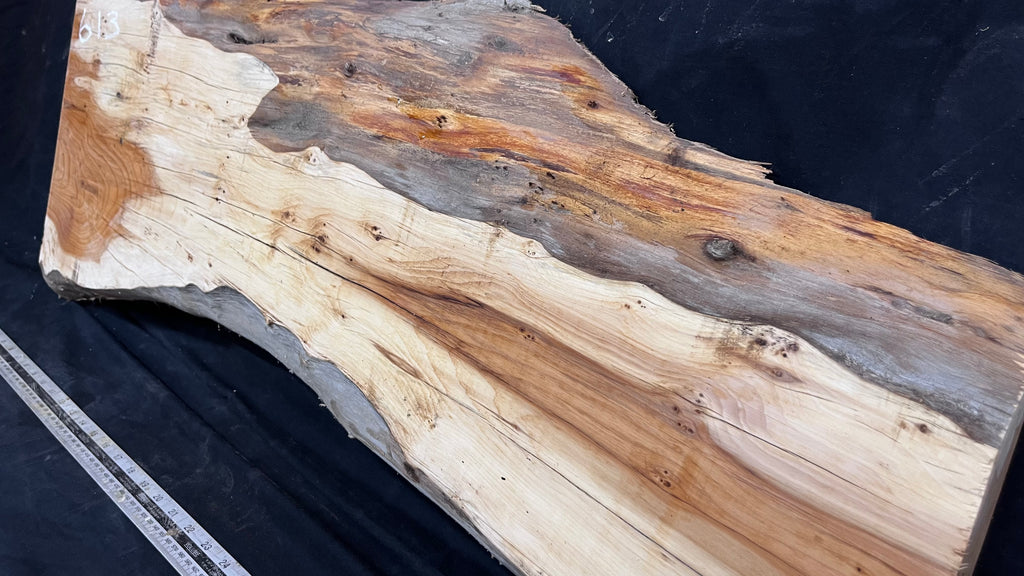 Hardwood yew, slab, board 925 L x 415 W x 47 D mm    (613)