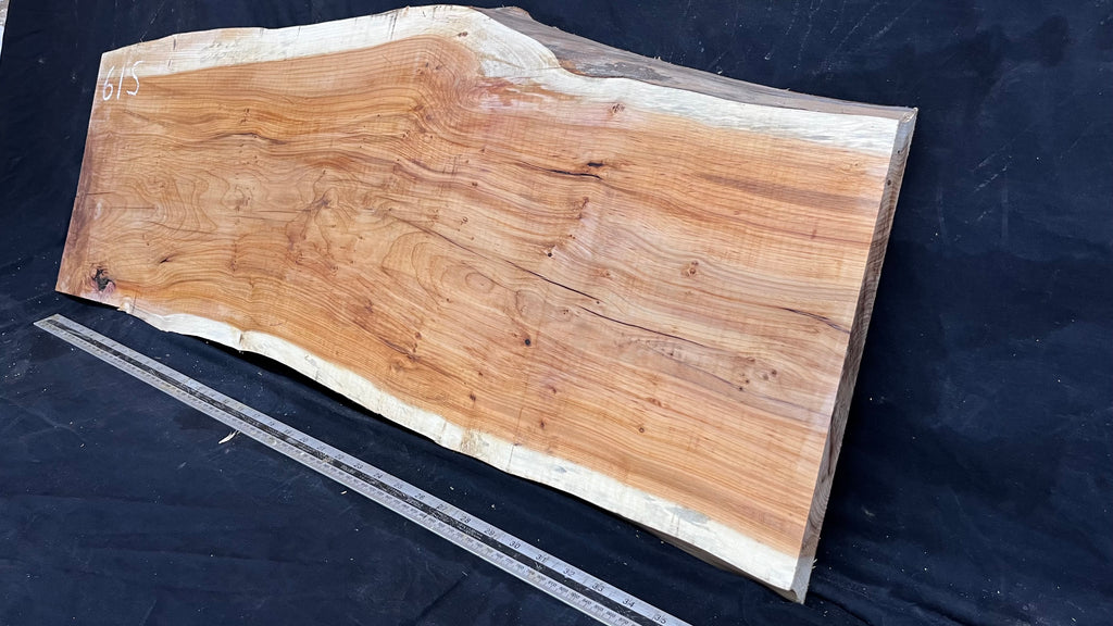 Hardwood yew, slab, board 1006 L x 388 W x 37 D mm    (615)