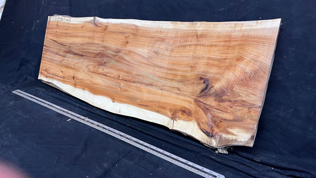 Resin table top yew, slab, board 1001 L x 355 W x 37 D mm    (616)