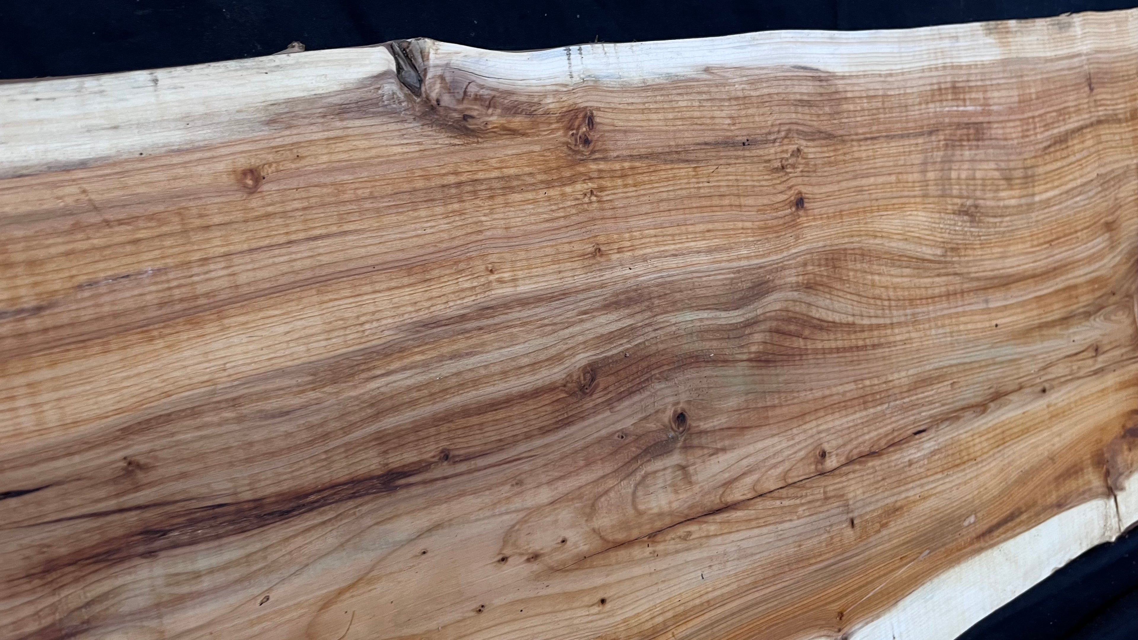 Resin table top yew, slab, board 1001 L x 355 W x 37 D mm    (616)