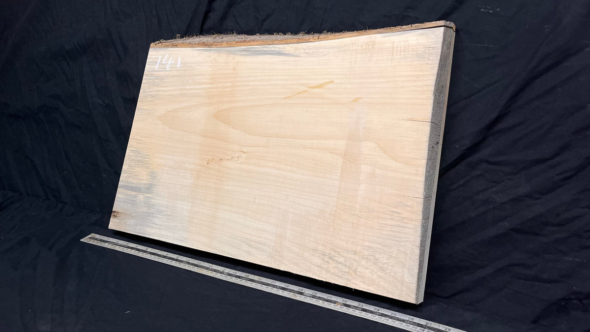 Lime wood carving block, 614 L x 425 W x 45 D mm        (741)