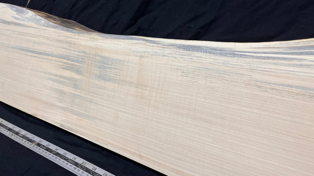 Lime wood carving block, 1291 L x 296 W x 44 D mm        (744)
