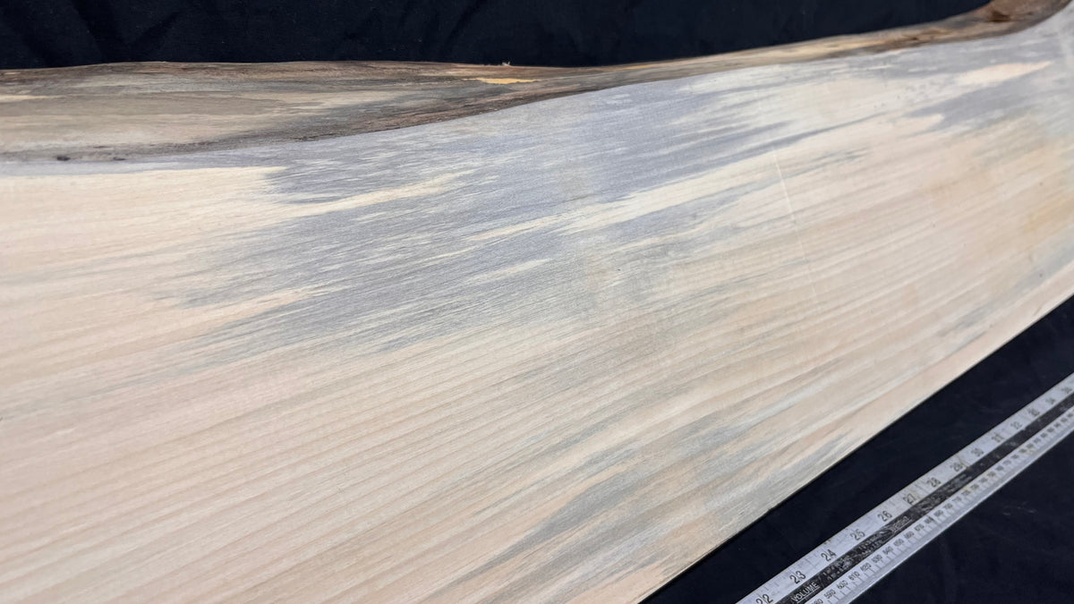 Lime wood carving block, 1226 L x 295 W x 40 D mm        (746)