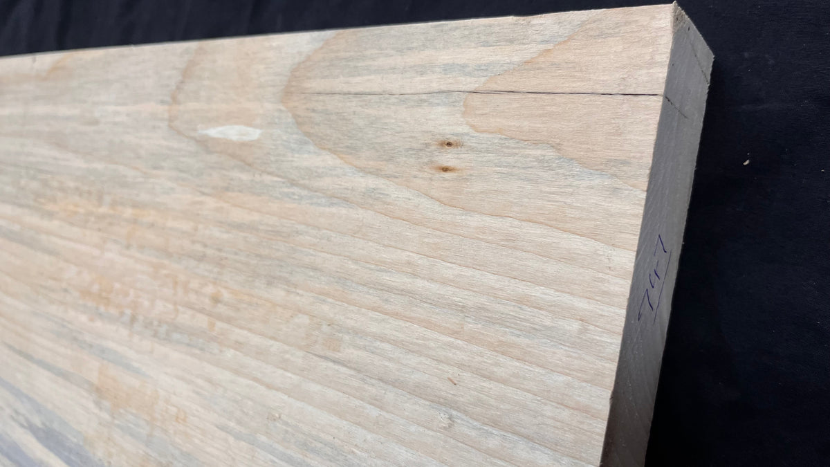Wood carving block,lime wood 1123 L x 246 W x 43 D mm        (747)