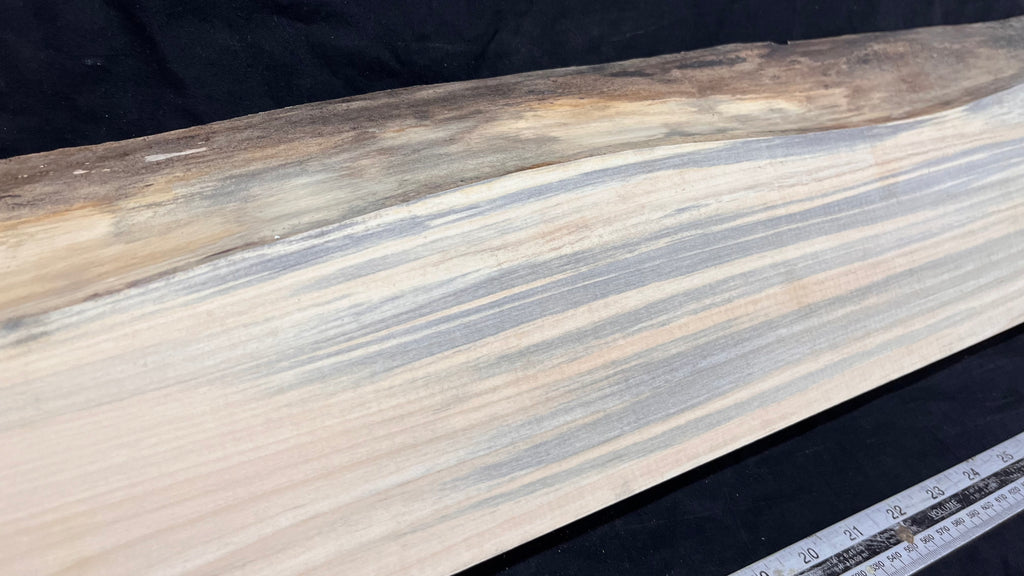 Wood carving block, lime wood 1109 L x 211 W x 43 D mm        (750)