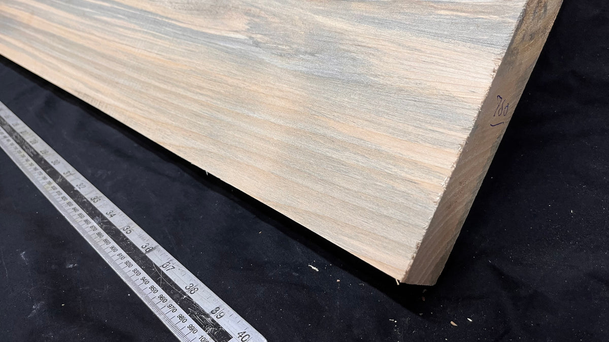 Wood carving block, lime wood 1109 L x 211 W x 43 D mm        (750)