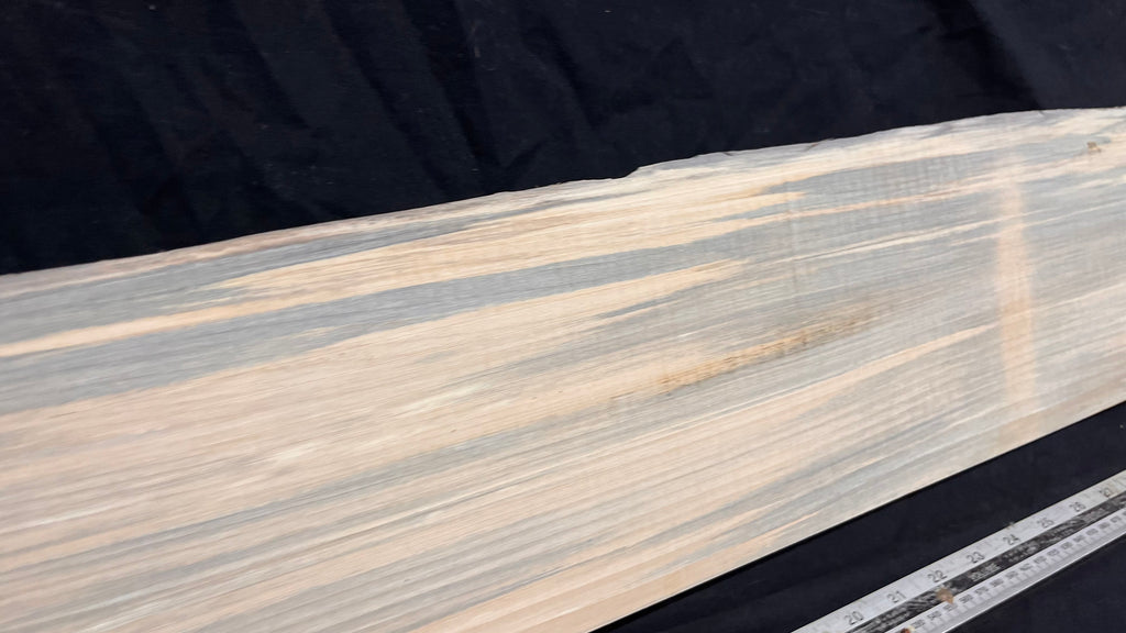 Wood carving block, lime wood 1109 L x 211 W x 43 D mm        (750)