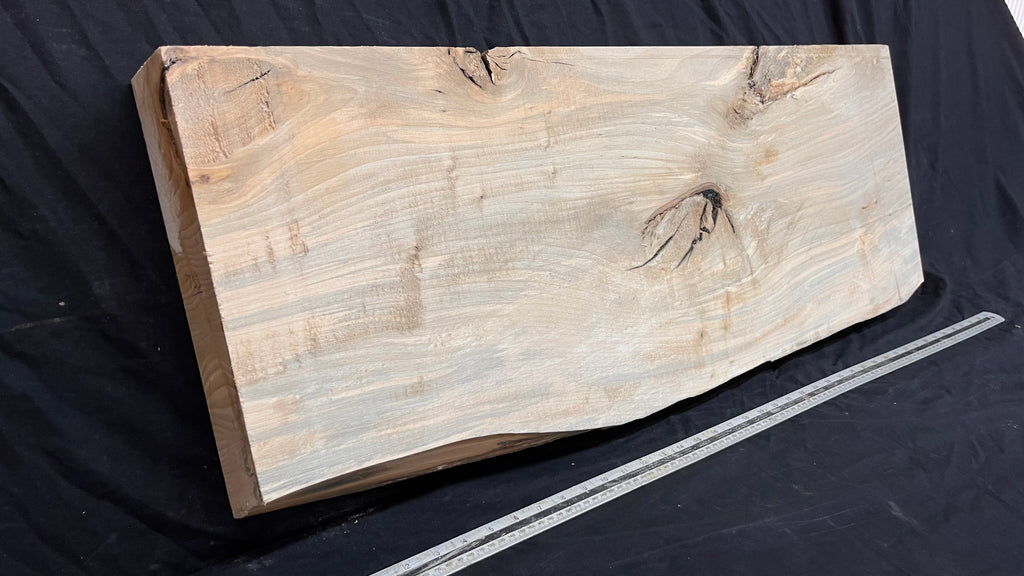 Wood carving block, lime wood 977 L x 360 W x 72 D mm        (753)
