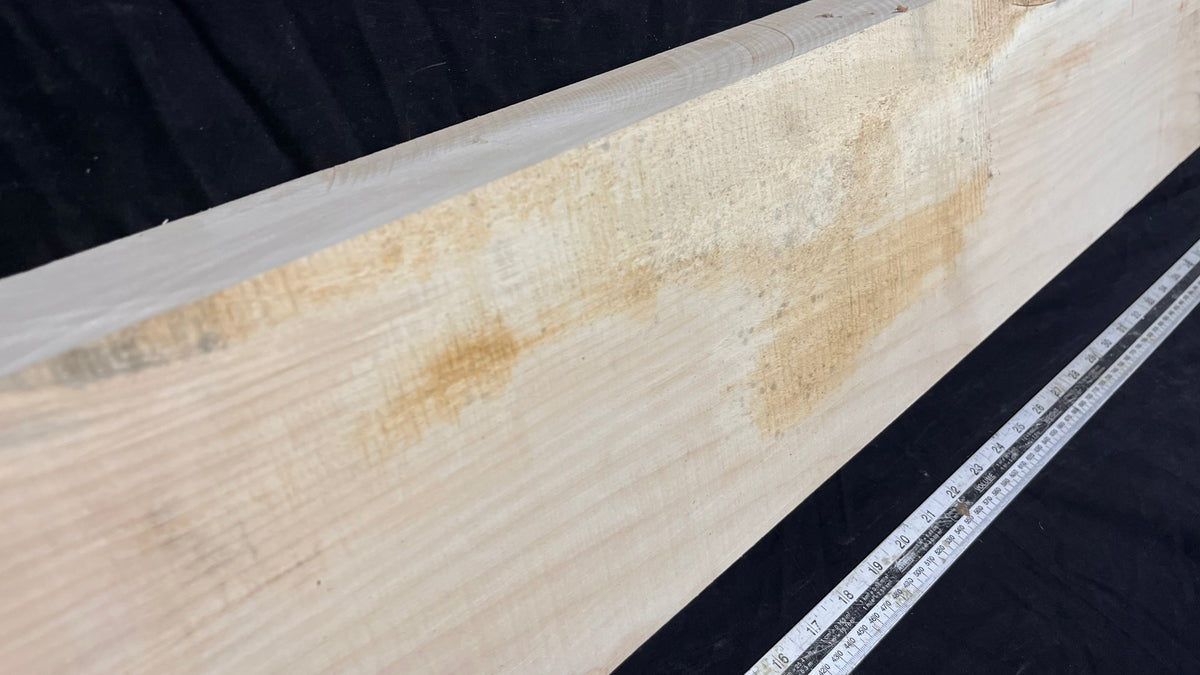 Block for wood carving, lime wood  1013 L x 201 W x 85 D mm   (761)
