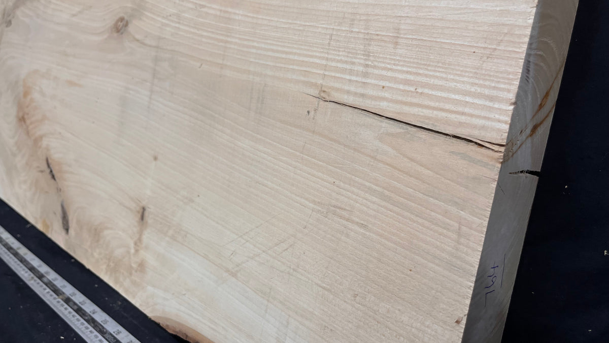 Block for wood carving, lime wood  989 L x 520 W x 60 D mm   (764)