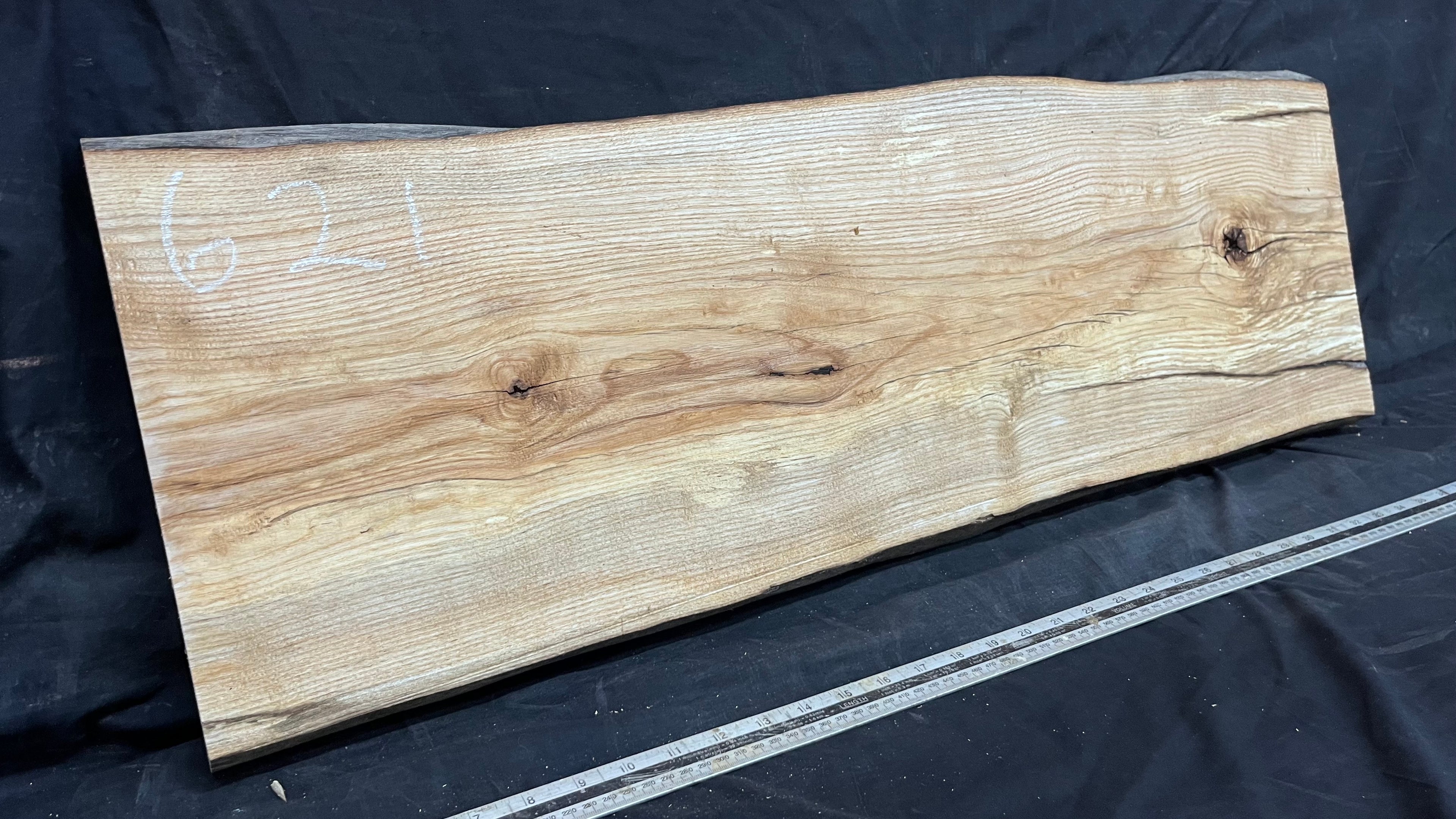 Ash shelving, boards, shelf's 884 L x 305 W x 33 D mm       (621)