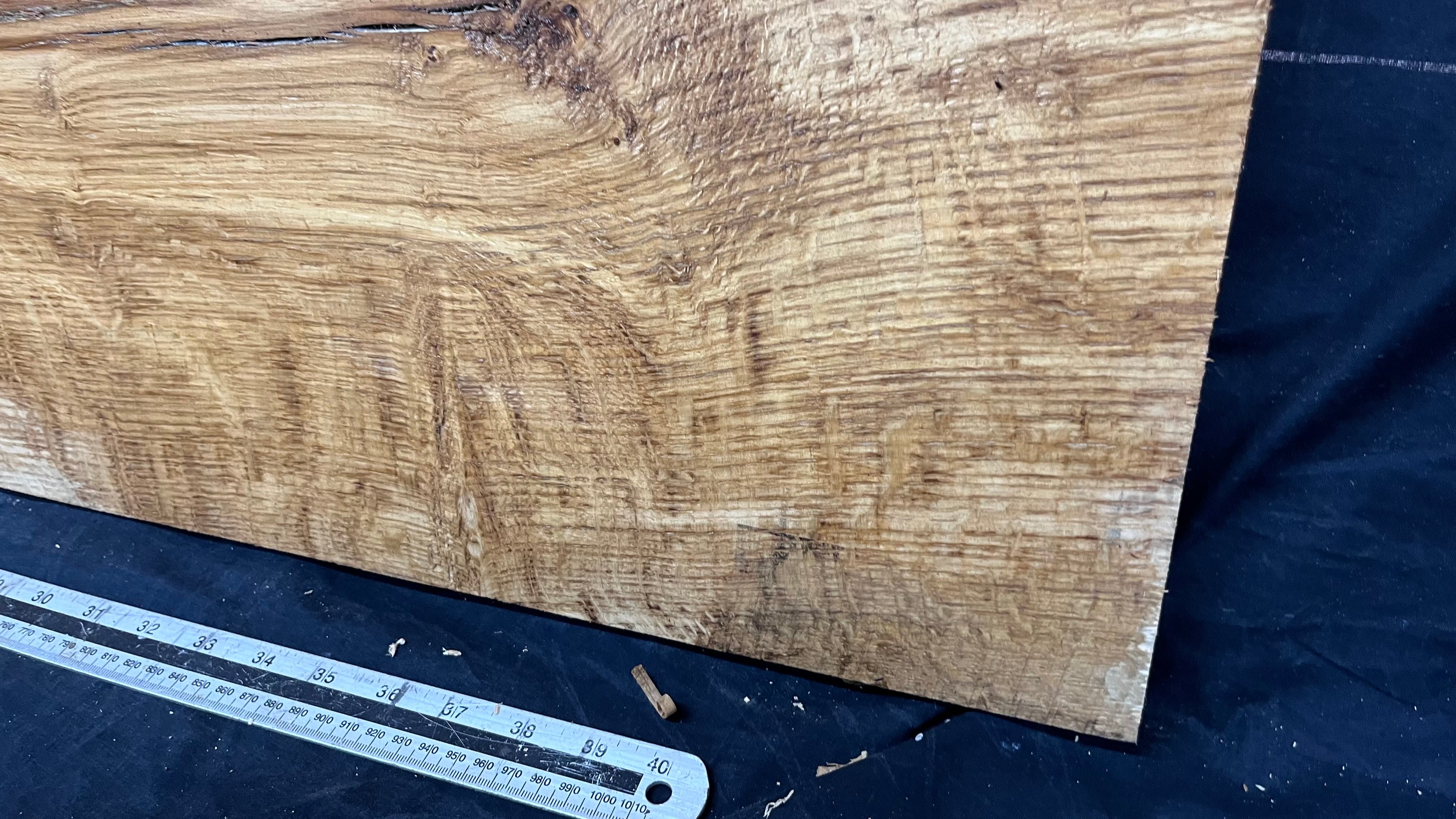 Brown oak, coffee table top,craft wood, shelf, 1181 L x 561 W x 31 D mm     (mt625)