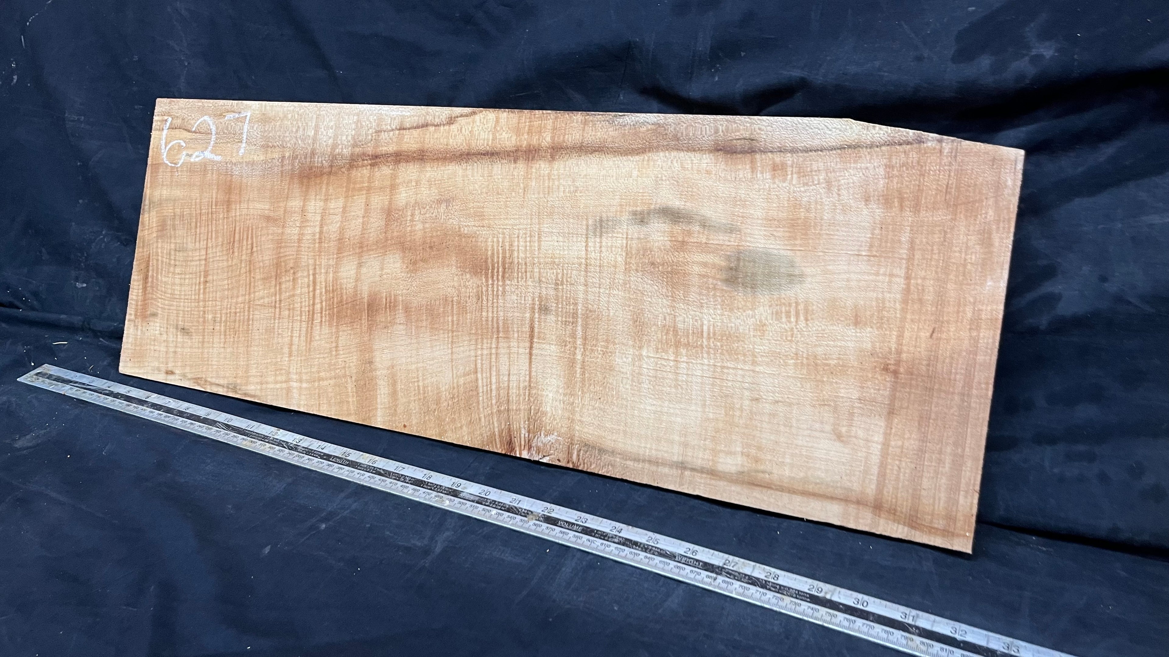 Rippled sycamore tone wood, guitar drop top 710 L x 250 W x 22 D (mm)    (627)