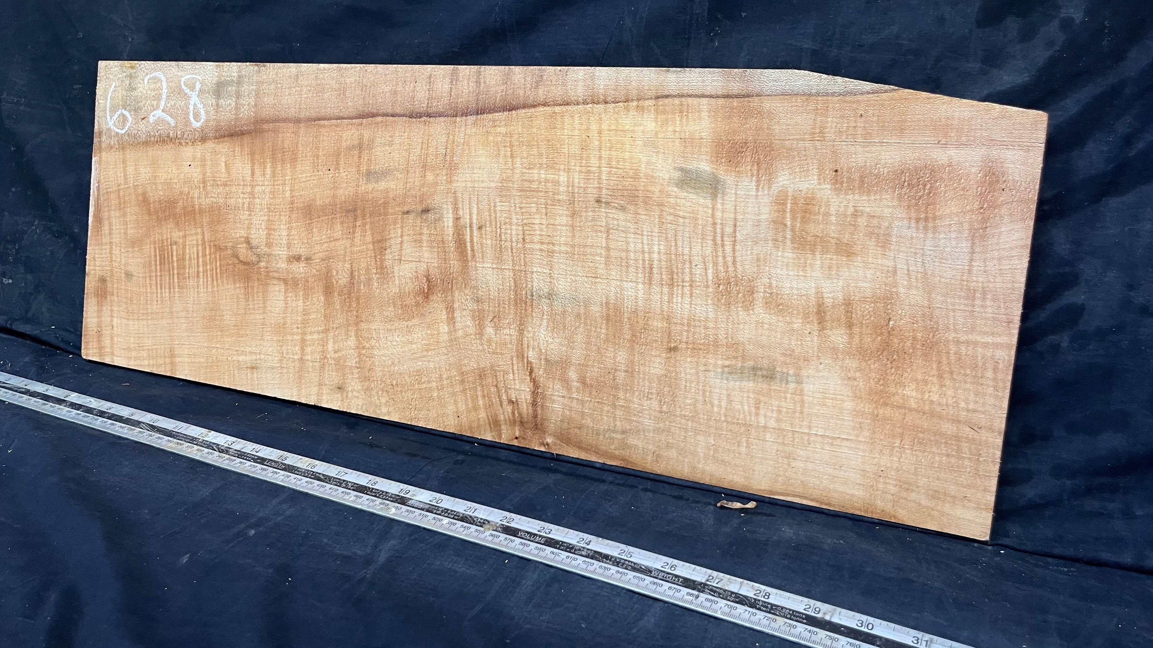 Rippled sycamore tone wood, guitar drop top 710 L x 250 W x 22 D (mm)    (628)