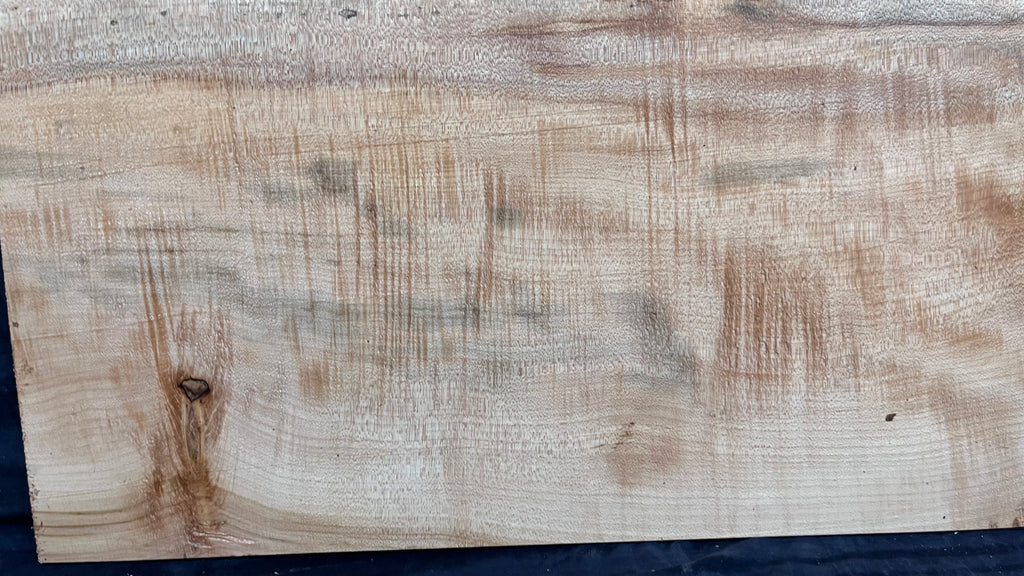 Rippled sycamore tone wood, guitar drop top 575 L x 306 W x 20 D mm     (631)