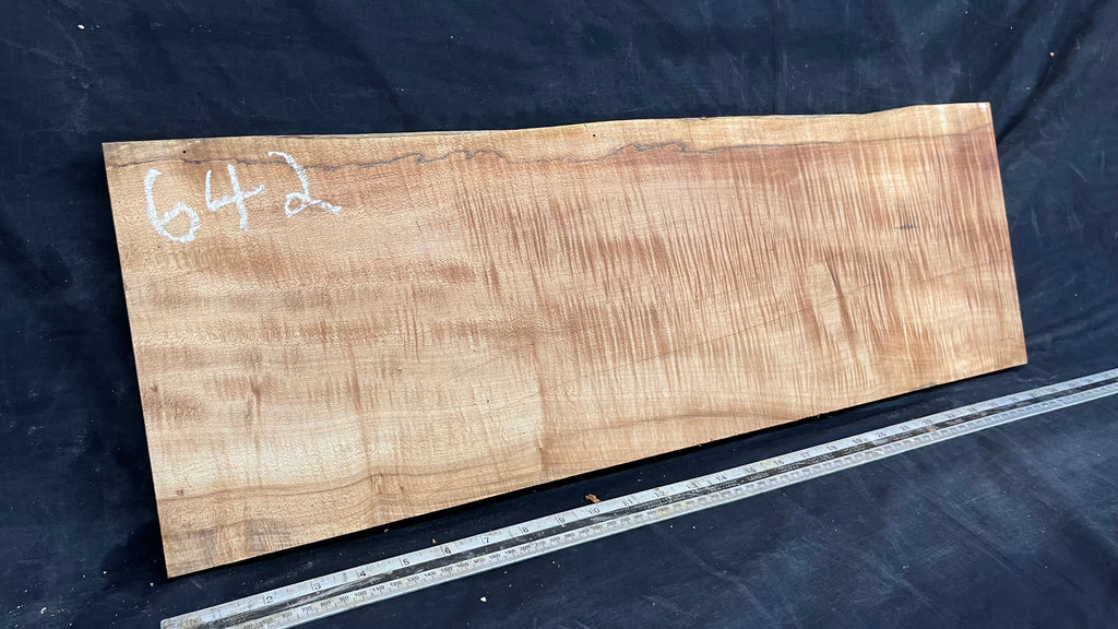 Rippled sycamore tone wood, guitar drop top 714 L x 237 W x 20 D mm     (642)