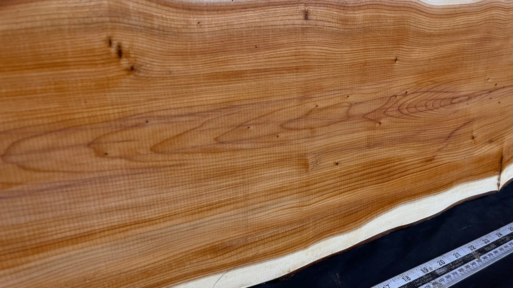 Hardwood yew, slab, board 1058 L x 270 W x 28 D mm    (771)