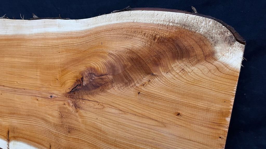 Hardwood yew, slab, board 1058 L x 270 W x 28 D mm    (771)