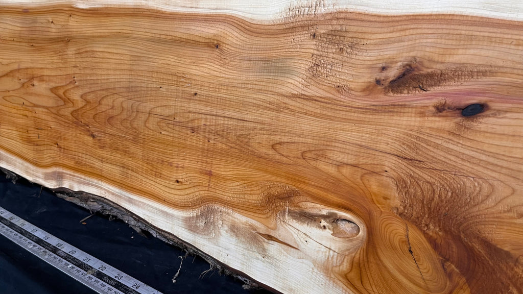 Hardwood yew, slab, board 1058 L x 270 W x 28 D mm    (771)