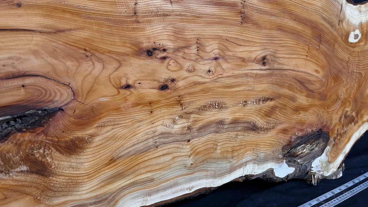 Coffee table top, yew, slab, board 1075 L x 403 W x 25 D mm    (774)