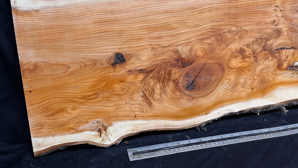 Coffee table top, yew, slab, board 1306 L x 450 W x 25 D mm    (775)
