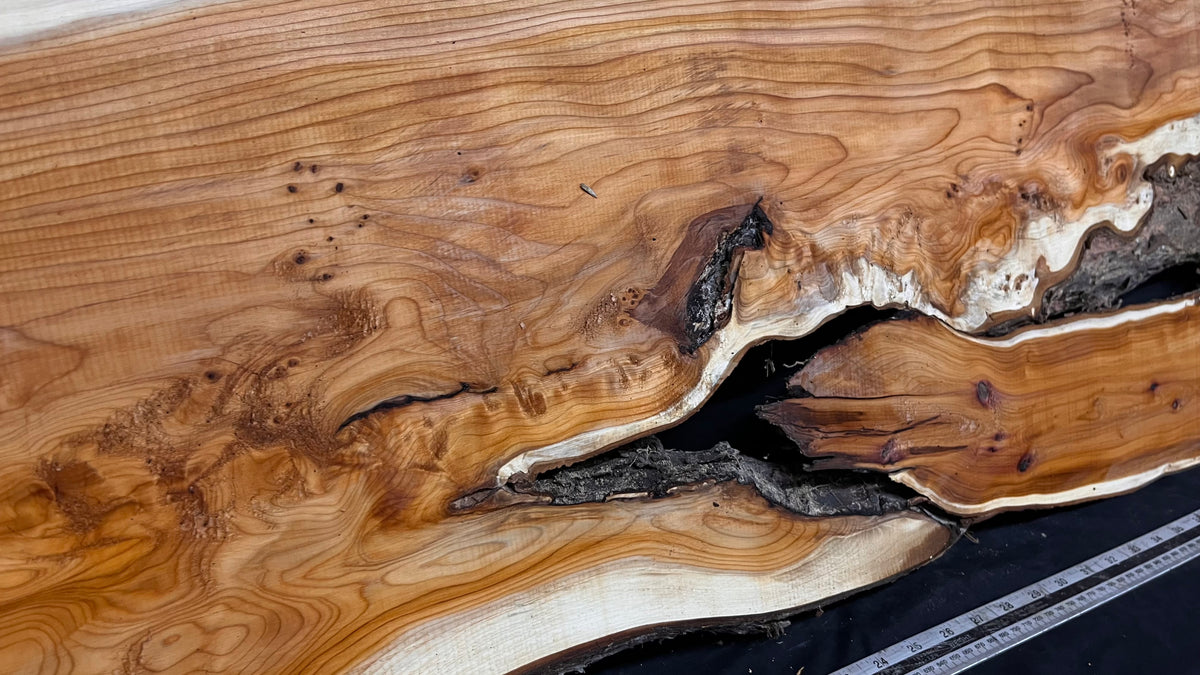 Coffee table top, yew, slab, board 1306 L x 450 W x 25 D mm    (775)