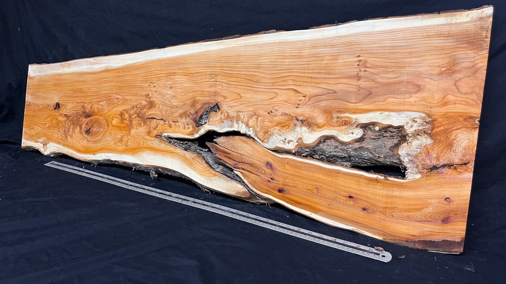 Coffee table top, yew, slab, board 1306 L x 450 W x 25 D mm    (775)