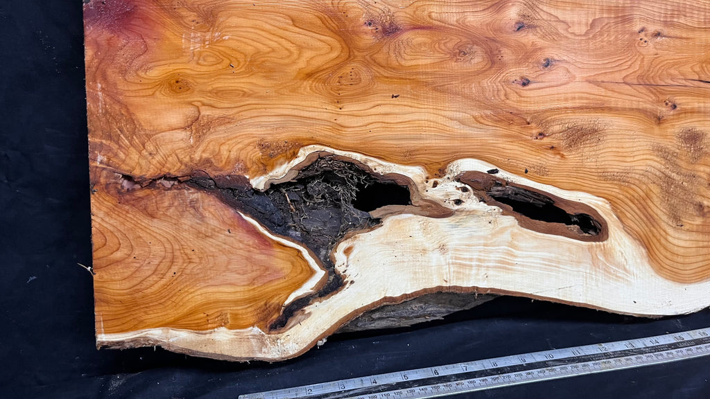 Coffee table top, yew, slab, board 1317 L x 405 W x 26 D mm    (776)