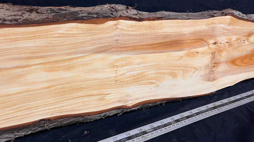 Yew, slab, shelf, mantle, board 1094 L x 203 W x 28 D mm    (779)
