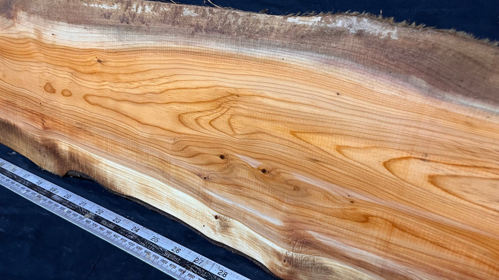 Yew, slab, shelf, mantle, board 1094 L x 203 W x 28 D mm    (779)