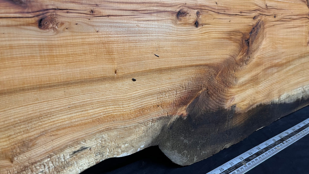 Coffee table top, pippy yew, slab, board 1092 L x 397 W x 43 D mm    (781)