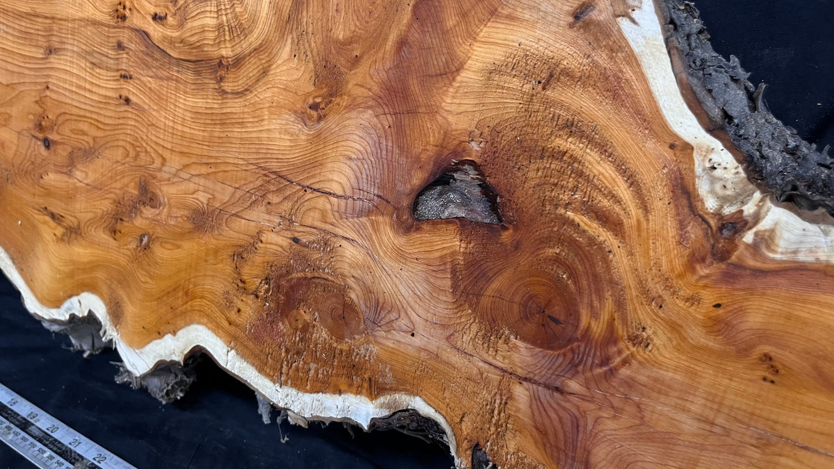 Coffee table top, pippy yew, slab, board 968 L x 345 W x 42 D mm    (783)